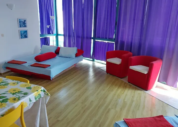 Apartamento 405 Ul Rakovina,entrance E, 4 Floor *